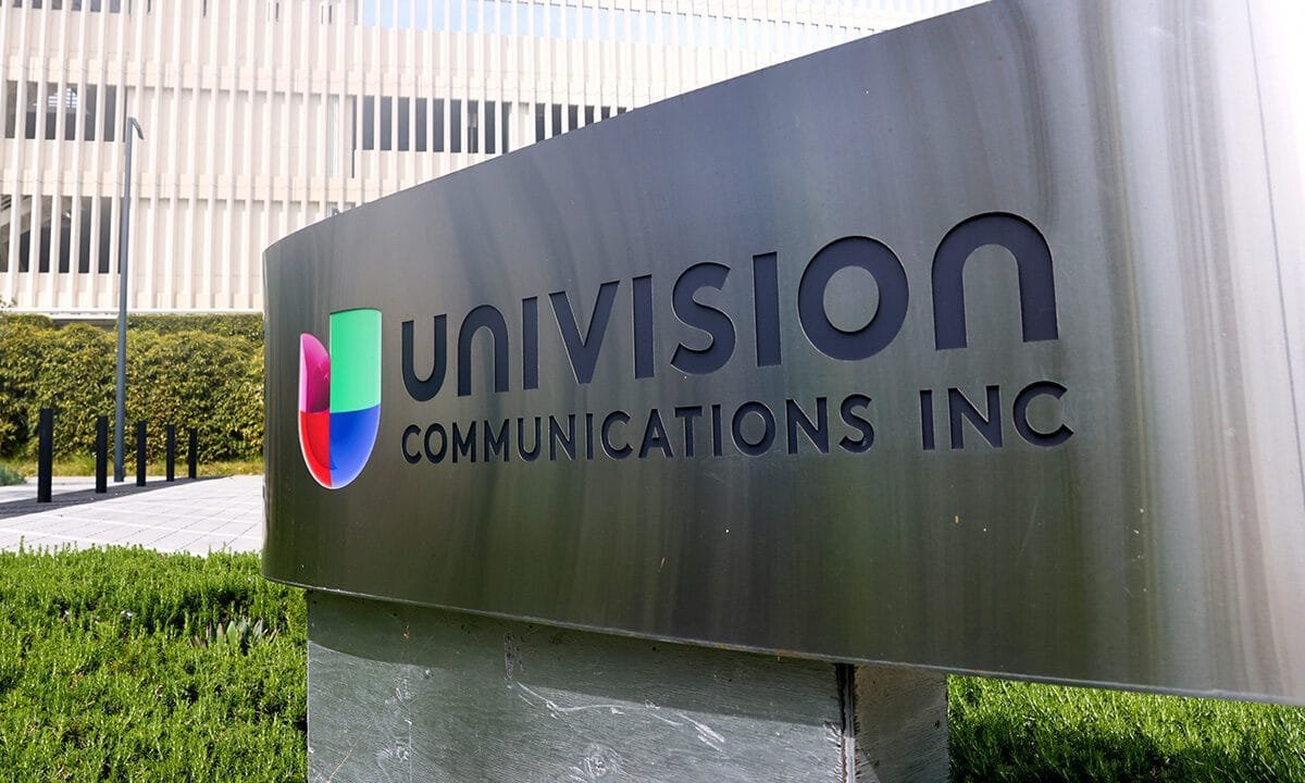 Pressure mounts on Google’s YouTube over planned Univision removal