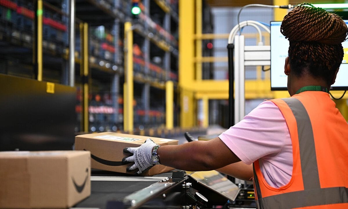 Amazon unveils high-tech eyeglasses, AI to boost efficiency of deliveries