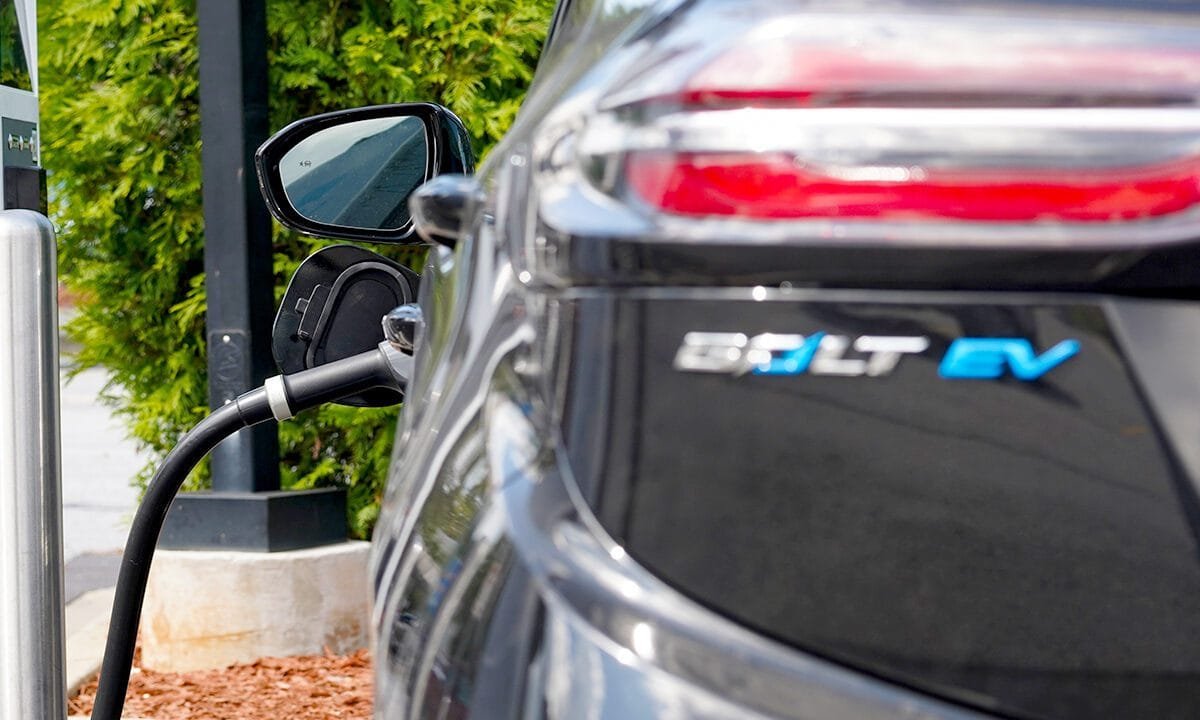 GM announces upcoming return of Chevy Bolt
