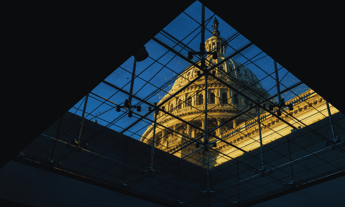 Banks, credit unions urge Congress to end government shutdown as economic fallout grows