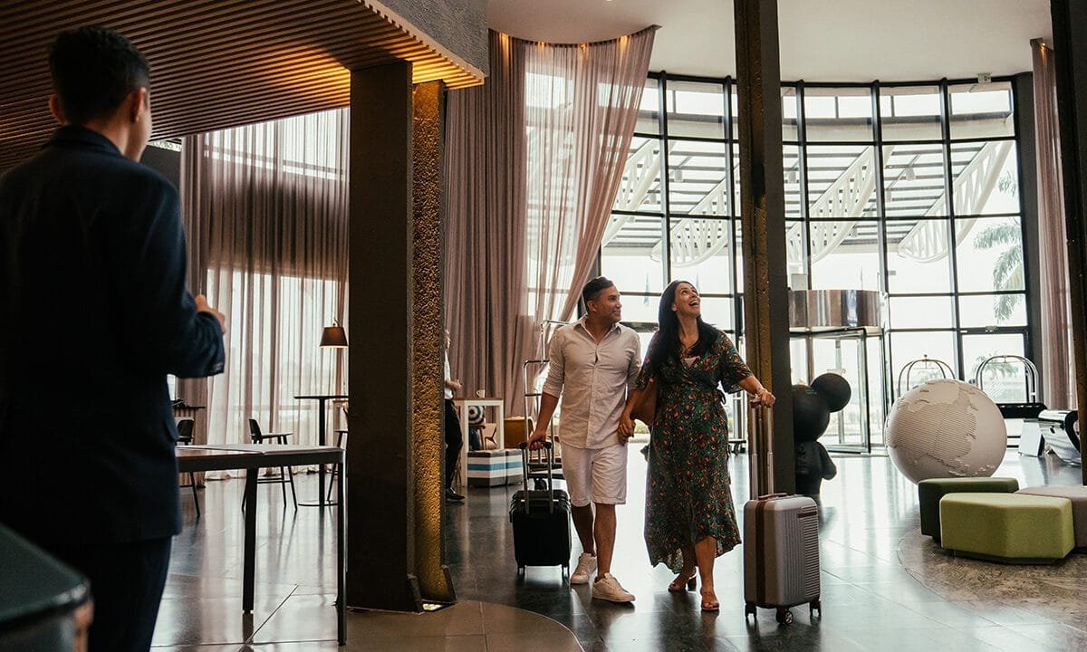 Hotel industry reeling as government shutdown puts millions of workers on edge