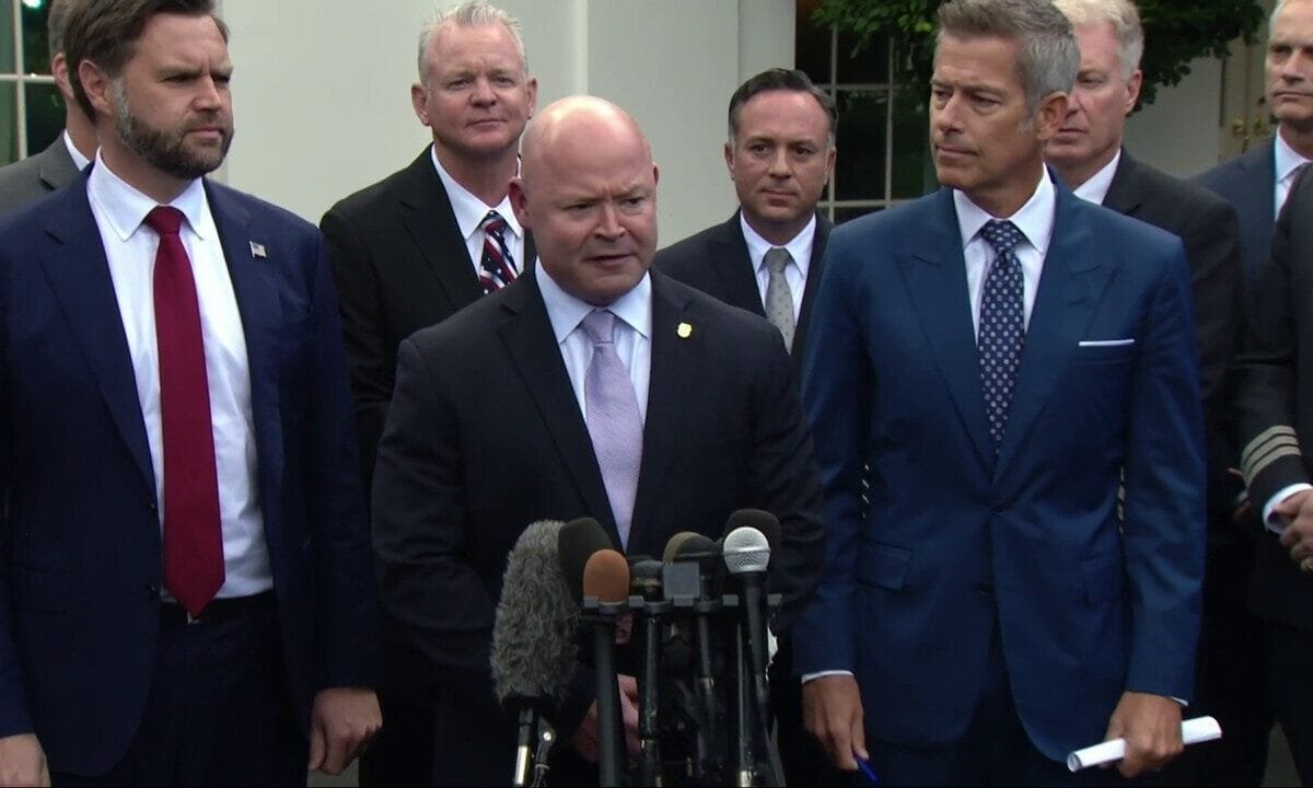 Teamsters leader Sean O’Brien demands ‘end the shutdown’ while flanked by Vance, Duffy at White House event