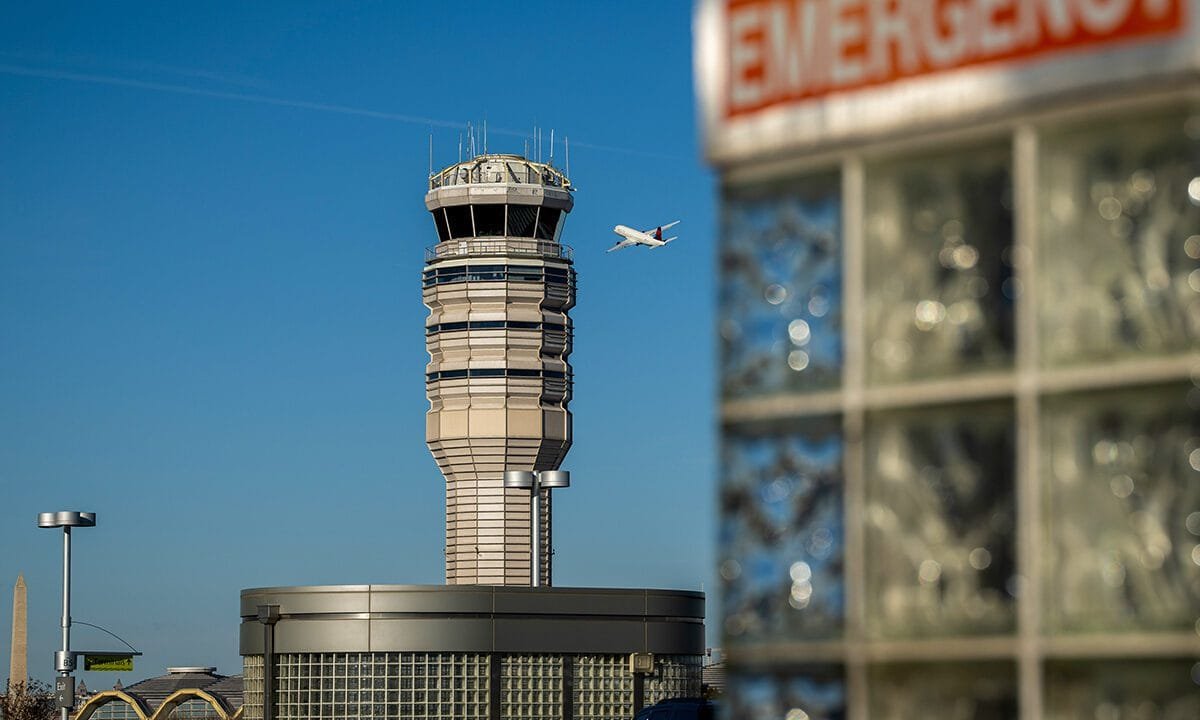 Aviation expert warns shutdown turbulence could linger: Here’s how to prep for smooth travel this holiday season
