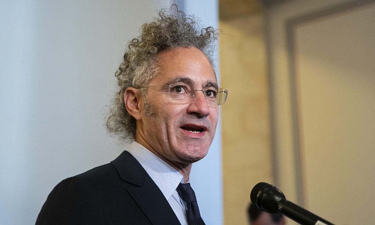 Palantir CEO Alex Karp blasts Ivy League grads supporting socialist Mamdani