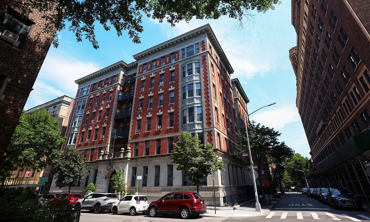 NYC mayoral candidate’s rent freeze plan could worsen housing crisis, experts warn