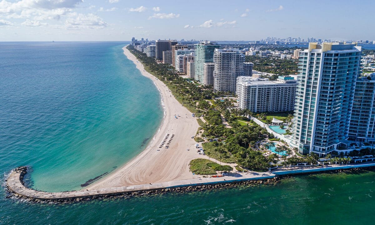 NYC luxury buyers reportedly flooding Miami Beach real estate market after Mamdani’s mayoral election