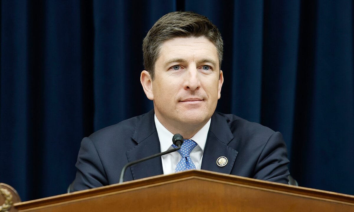 GOP lawmaker moves to ban members of Congress from trading individual stocks