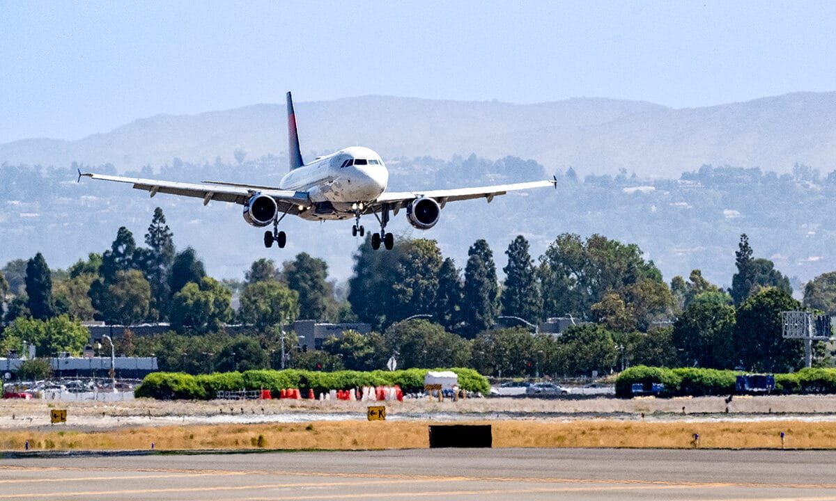 One airline soars above the rest in 2025 rankings while two major carriers crash to bottom