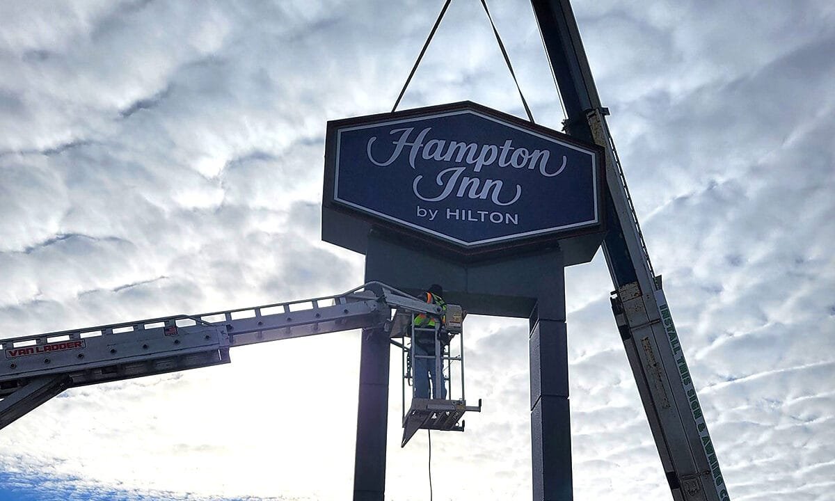 Hilton tears down signs to sever ties with Minneapolis hotel that allegedly refused ICE agents rooms