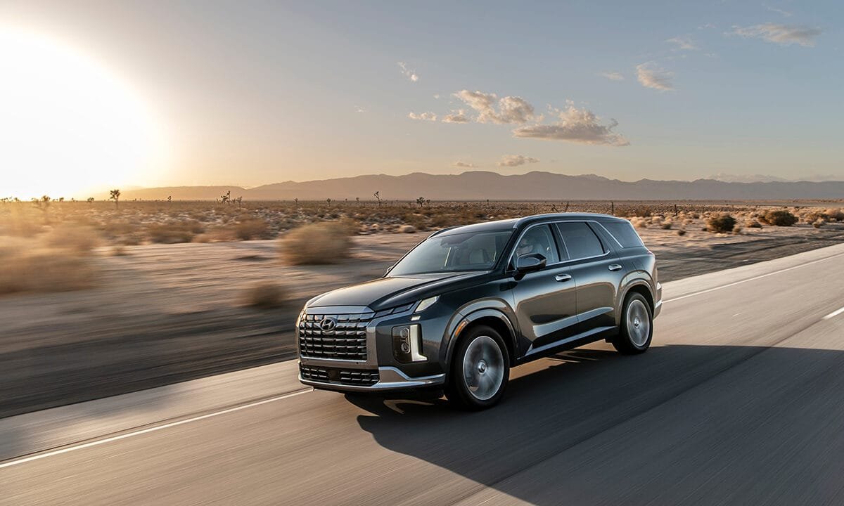 Hyundai recalls nearly 569K SUVs over faulty airbags