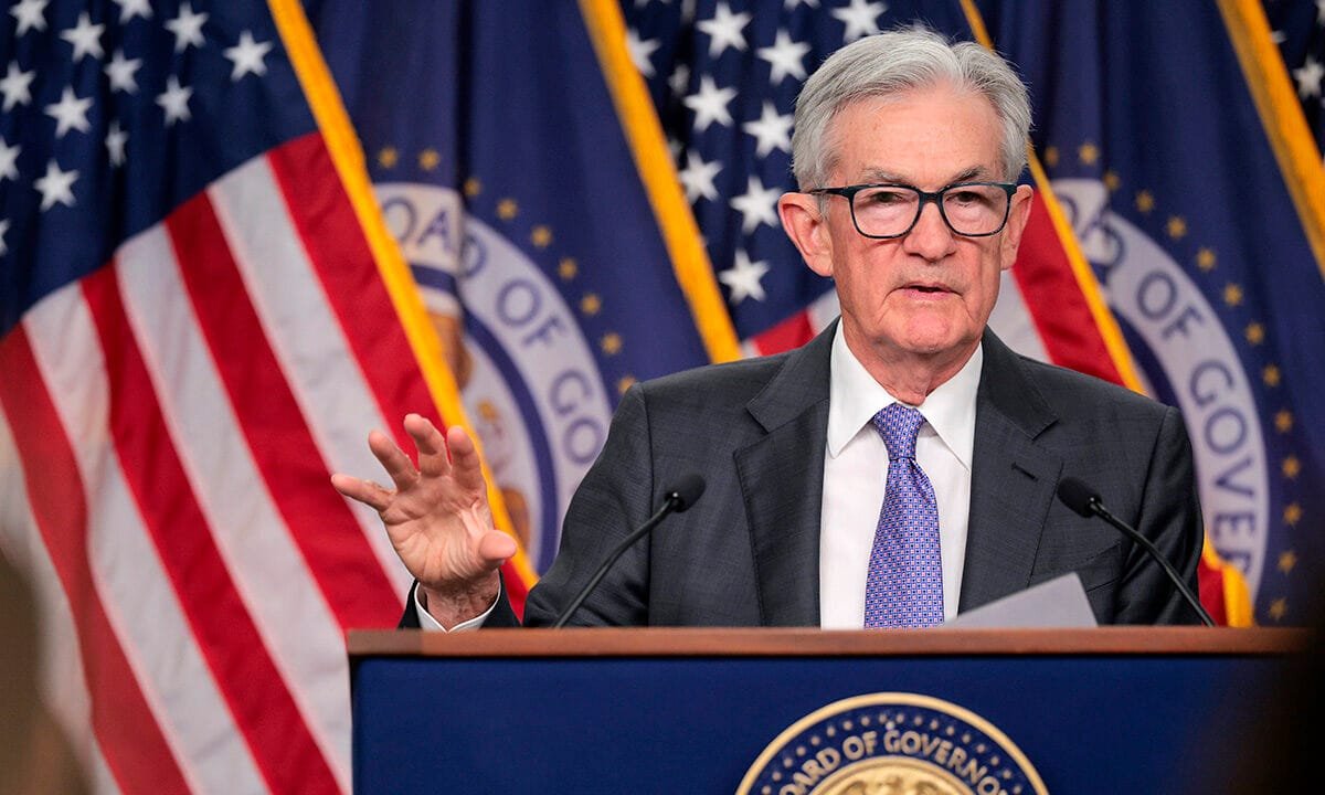 Fed holds interest rates steady, pausing rate cuts amid economic uncertainty