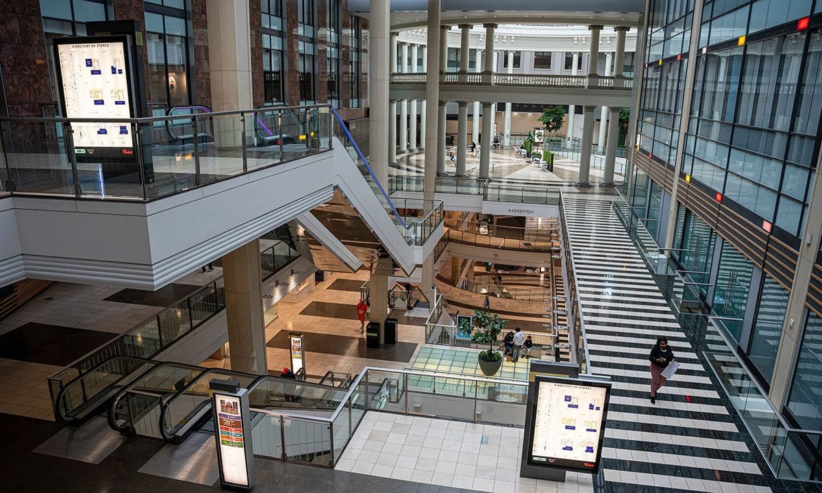 San Francisco’s largest mall abruptly closes for good, sooner than expected