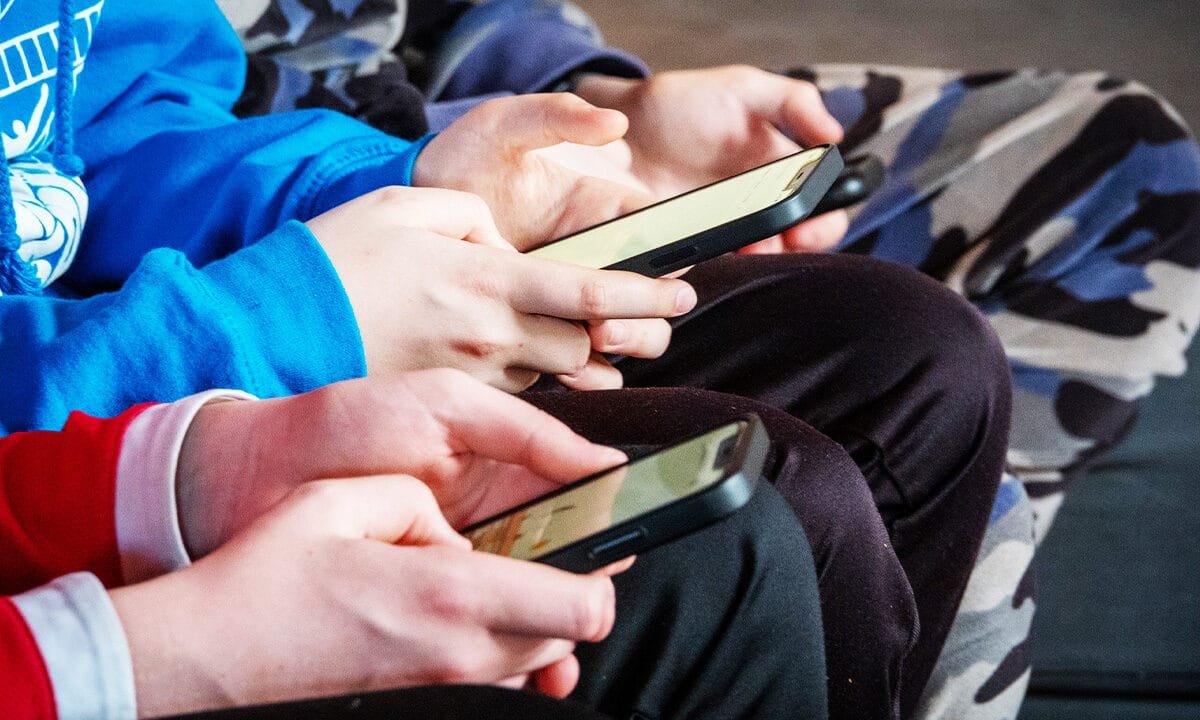 Meta to suspend teens’ access to AI characters amid safety overhaul