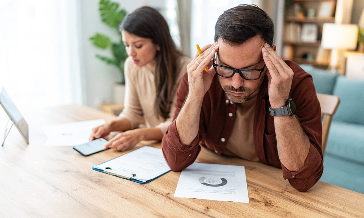Credit scores plummet across multiple states creating ‘perfect storm’ for American wallets, expert says