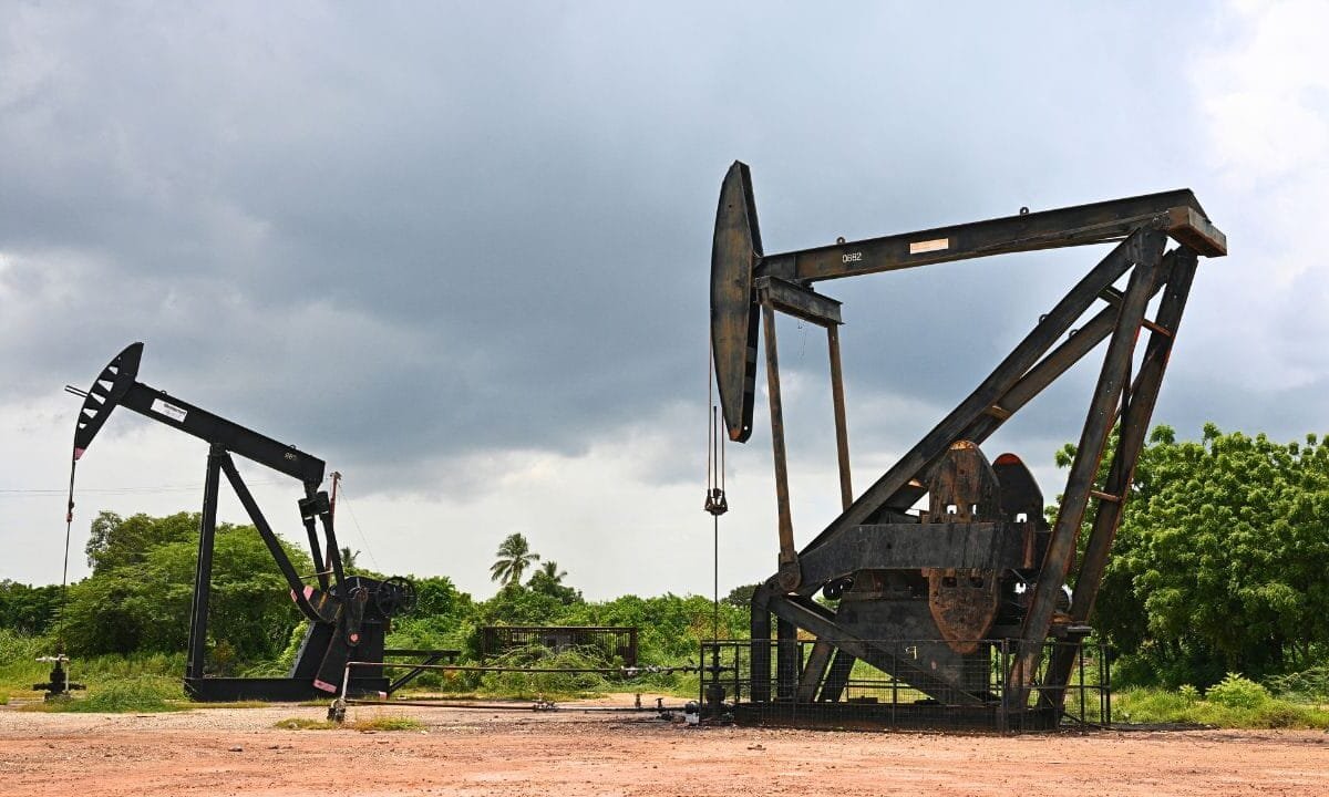 Venezuela reopens oil wells and resumes crude exports following Trump administration policy changes