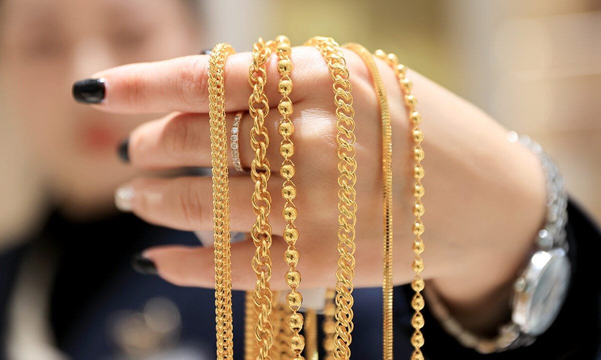 Gold and silver prices turn volatile – what to know before selling jewelry