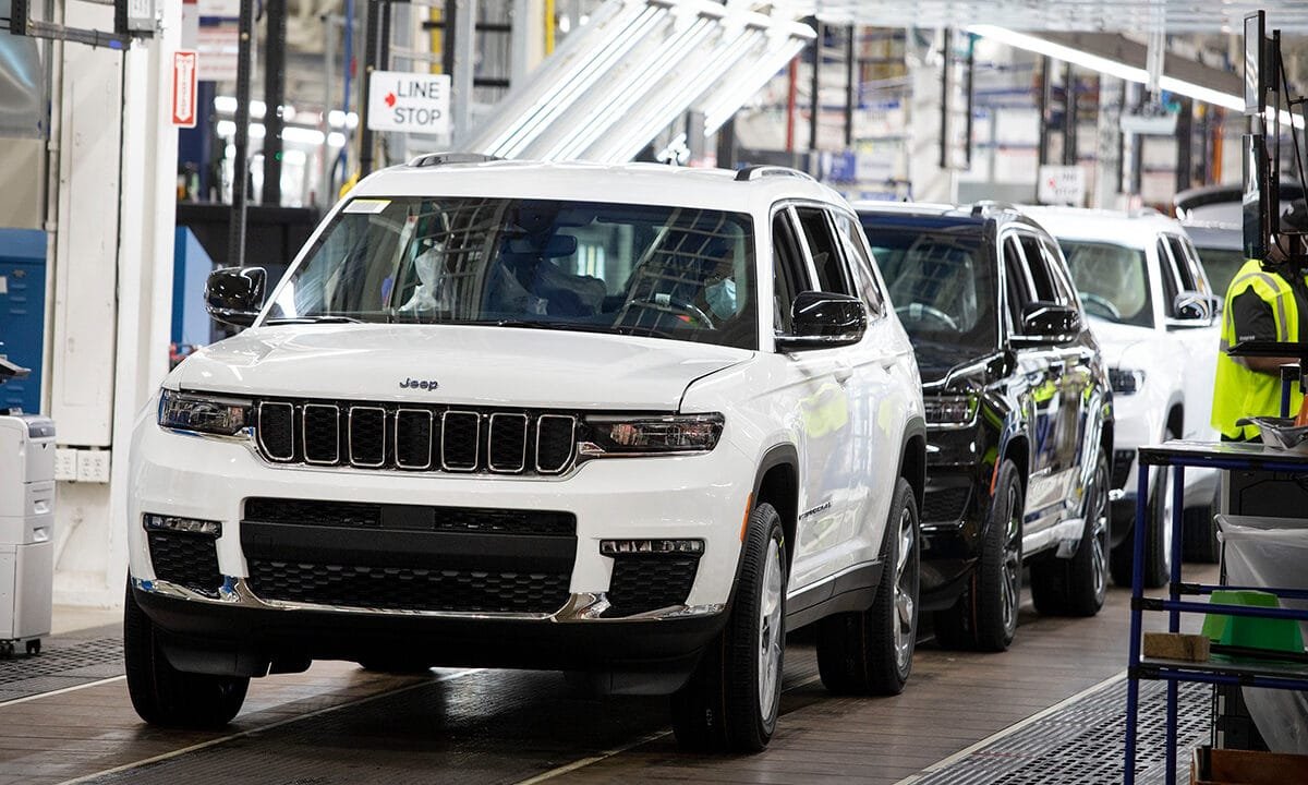Chrysler recalls over 80K vehicles due to springs that may detach while driving