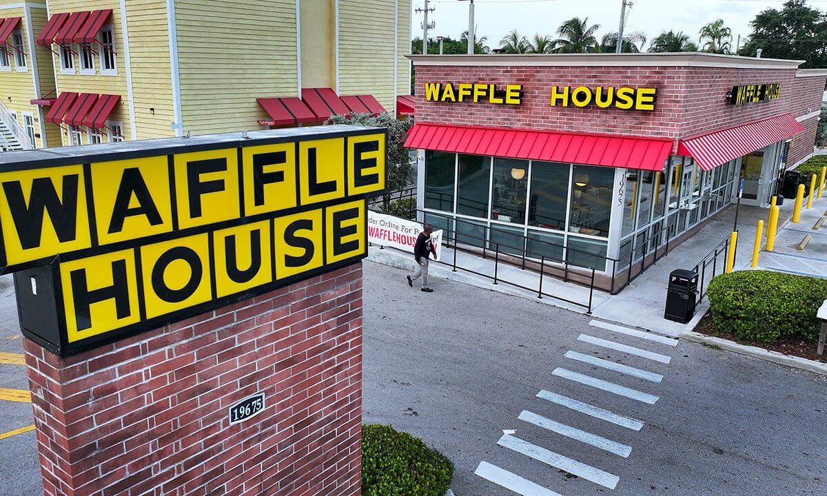 Waffle House brings back candlelit Valentine’s dinners as couples seek budget-friendly options