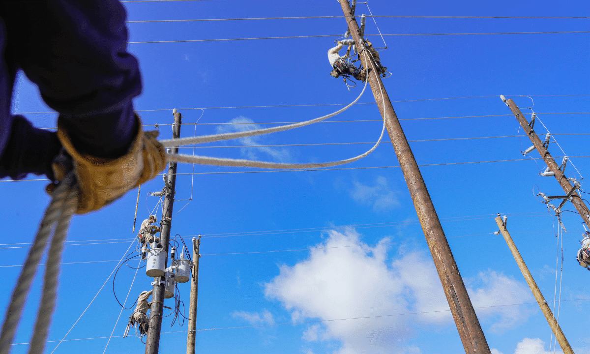 Electric bills are becoming a midterm problem neither party can ignore