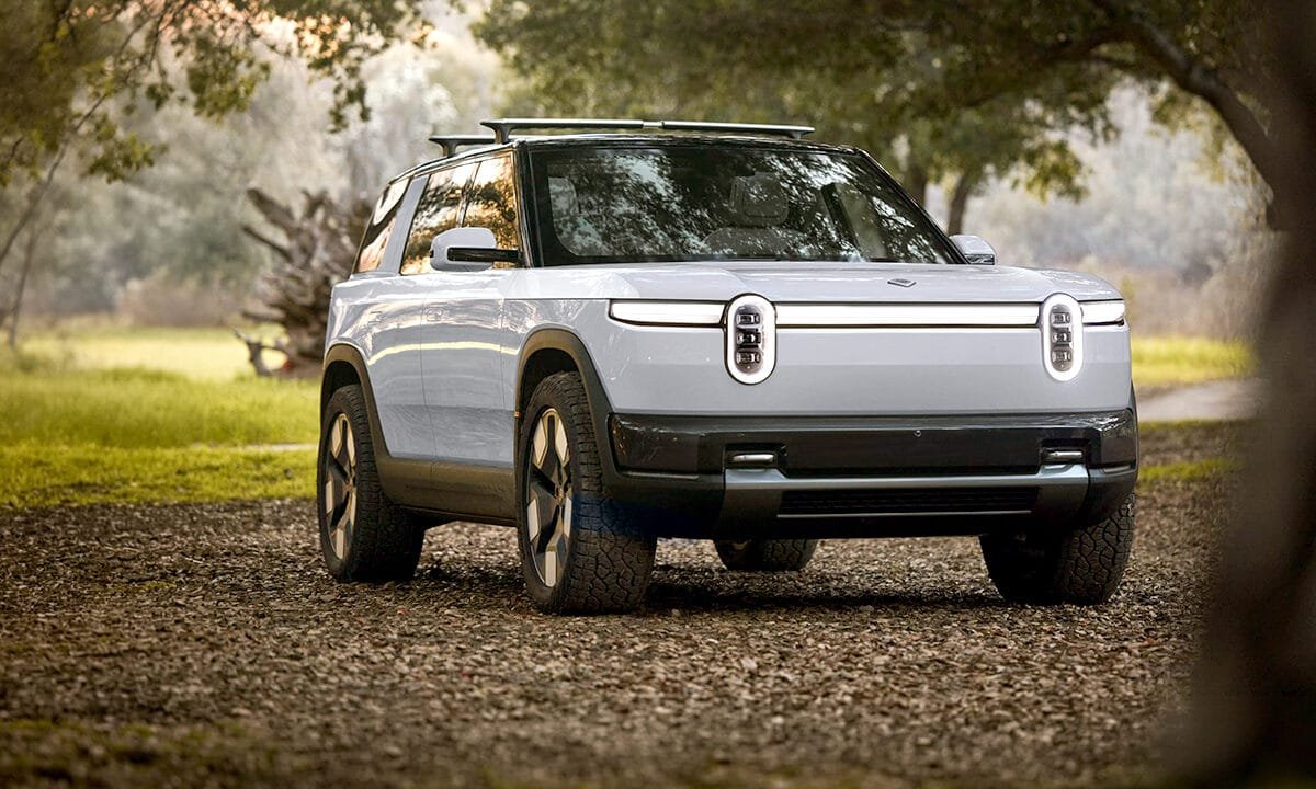 Uber, Rivian ink $1.25B deal to put thousands of robotaxis on US streets