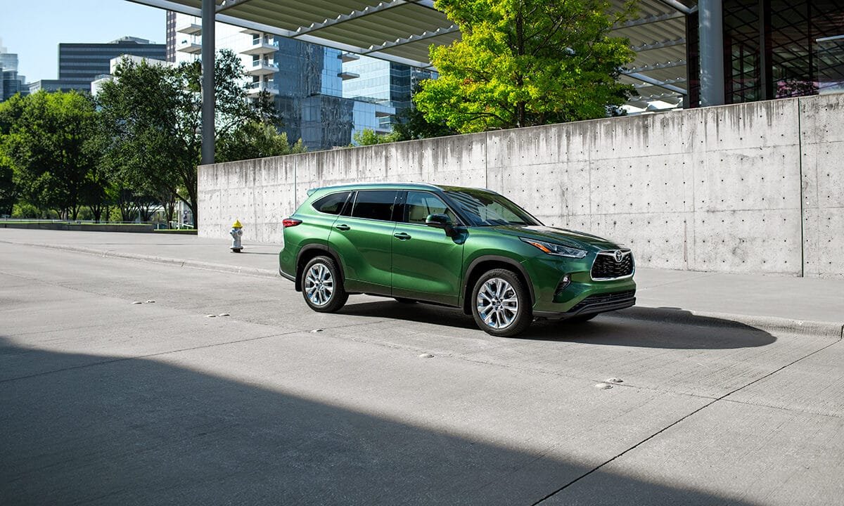 Toyota recalls 550,000 vehicles over seat defect