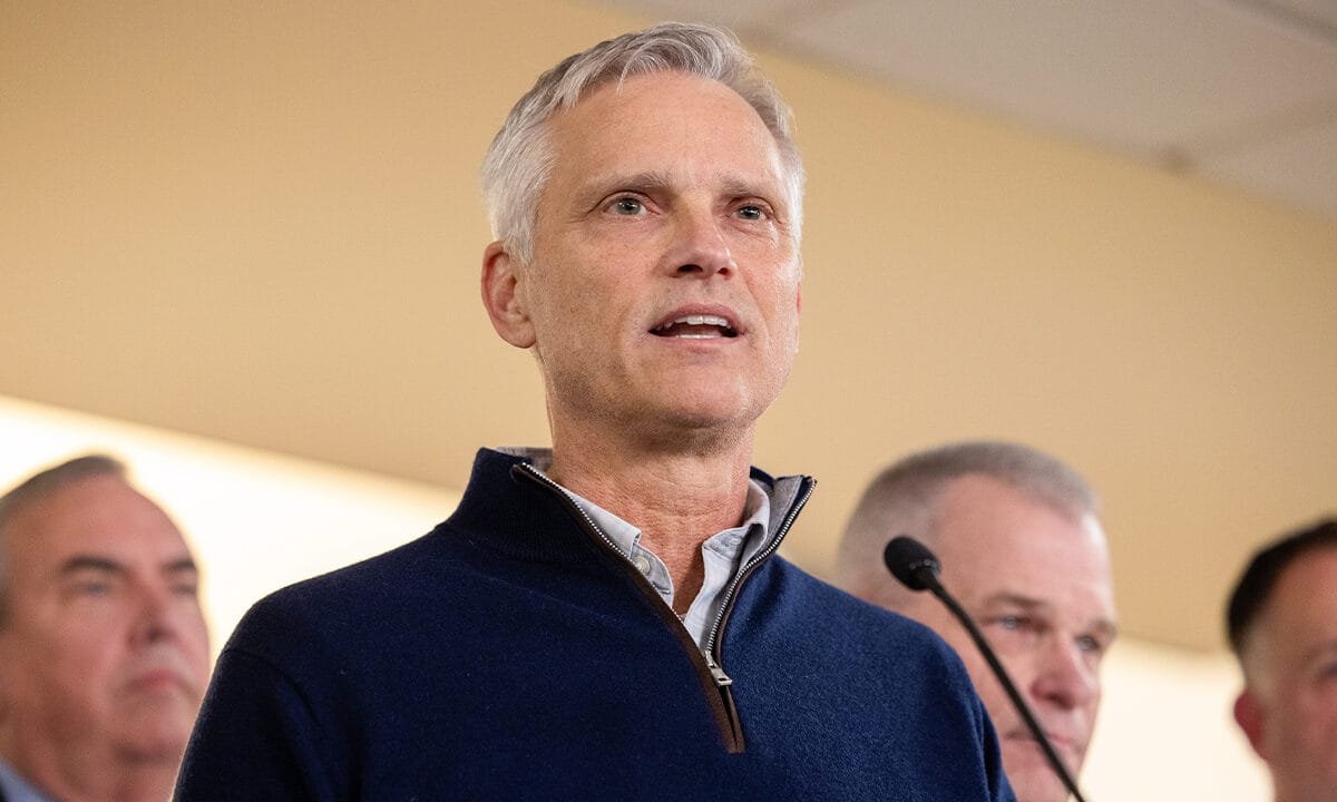 American Airlines CEO says merger with United would be ‘bad for customers’