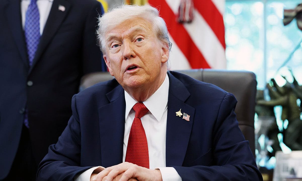 Trump signals interest in buying Spirit Airlines with taxpayer backing, aims to resell for profit