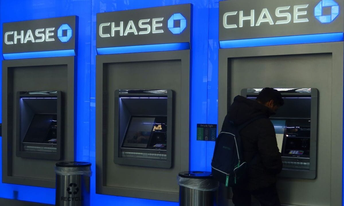 Officials warn of banking spoof callers draining customers’ accounts