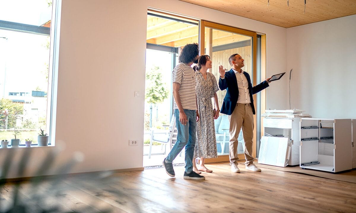 Mortgage rates jump as inflation fears, Iran war weigh