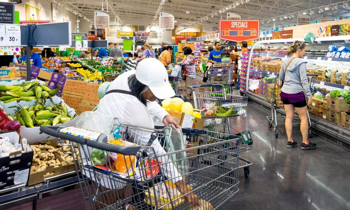 Fed’s favored inflation gauge remained elevated in April