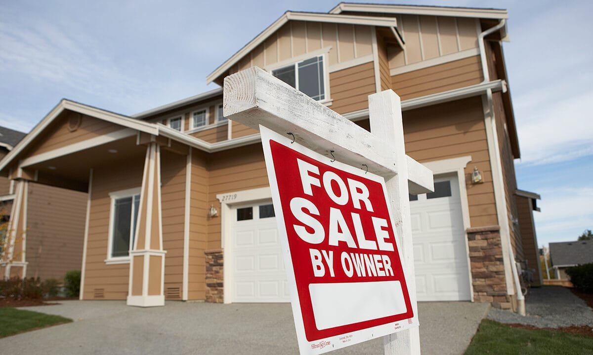 Credit expert warns borrowers about the ‘American drain’ as new mortgage scoring models take effect