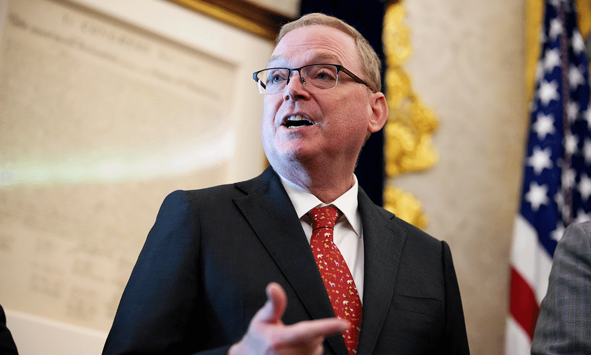 Kevin Hassett says inflation will drop sharply once Strait of Hormuz reopens