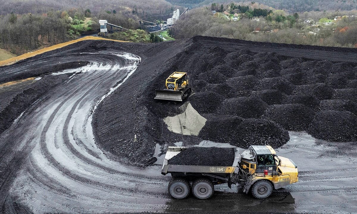 Trump unveils $700M coal industry support plan using Defense Production Act