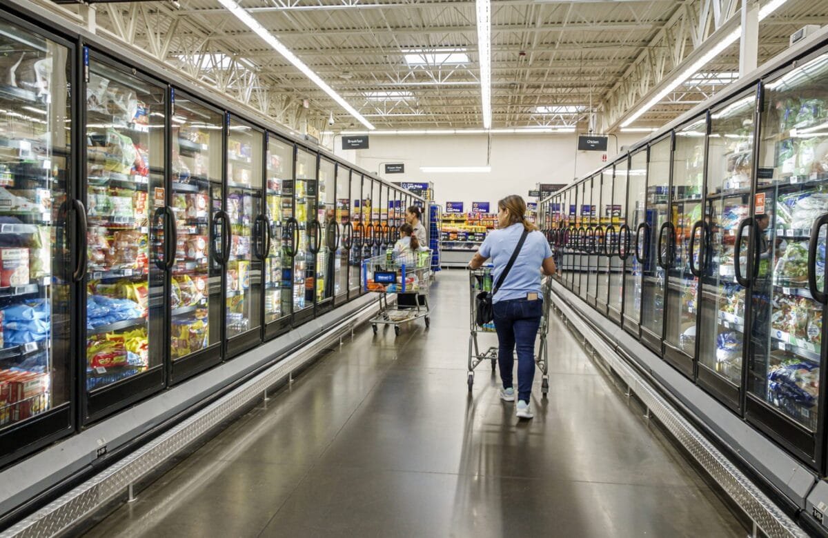 Frozen pizza snack recall hits 21 states over possible metal contamination in product