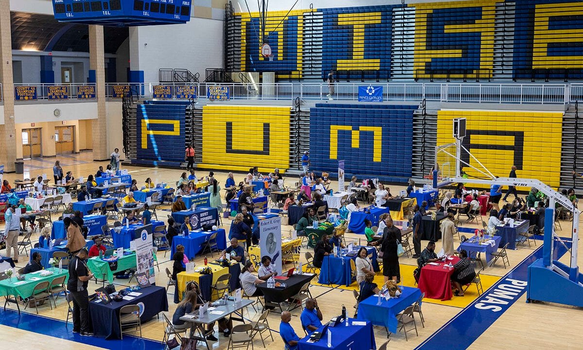 Private sector adds 122,000 jobs in May, above expectations, ADP says